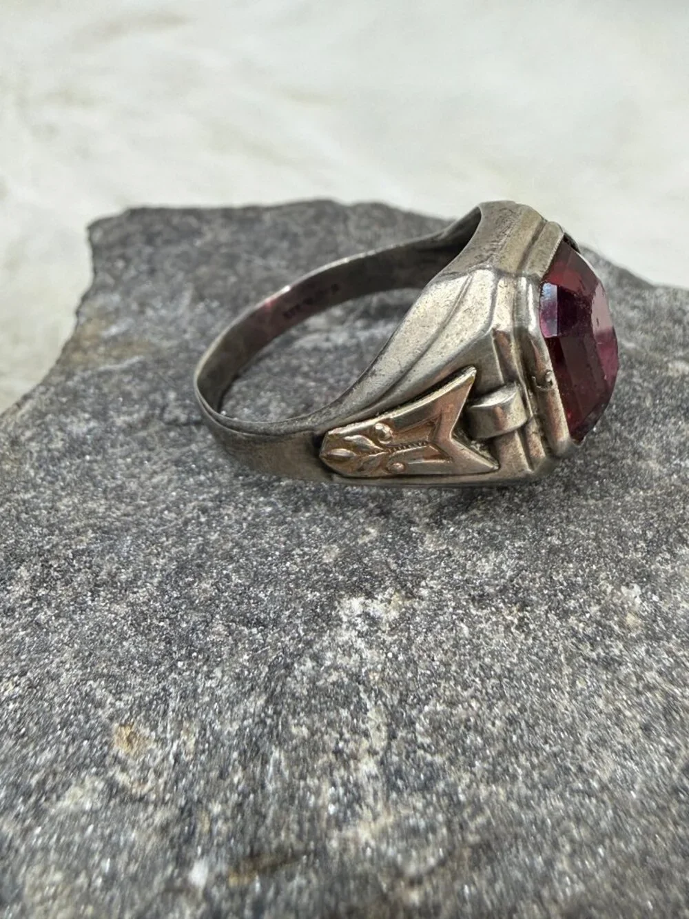 Vintage Art Deco Red Glass Sterling Silver Ring Size 11